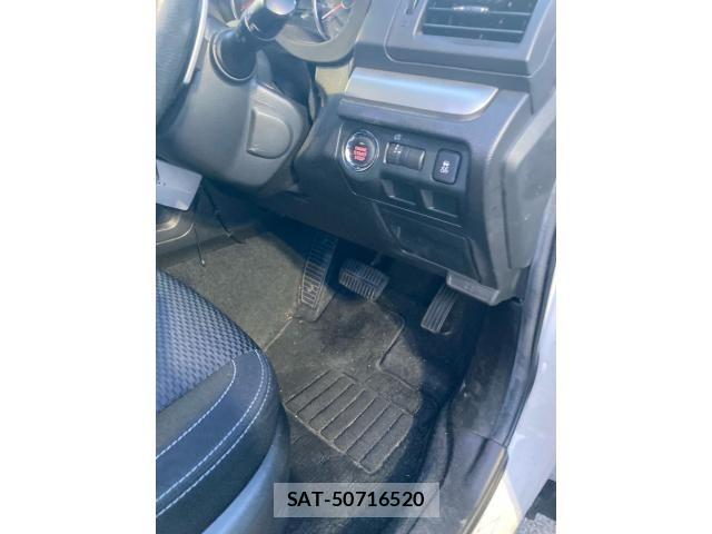 Subaru FORESTER 2013-03 7392222-18