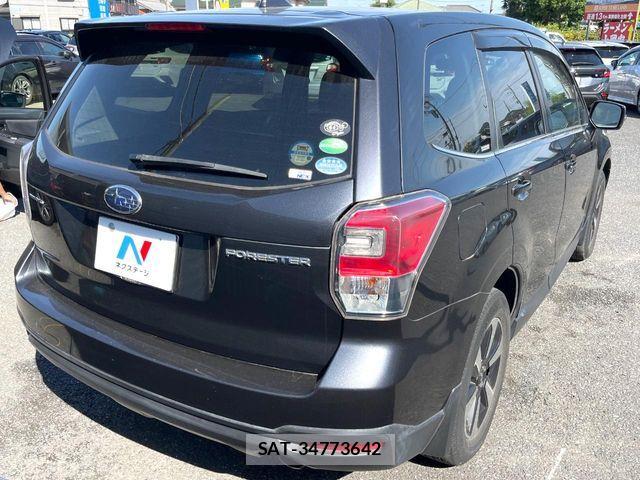 Subaru FORESTER 2016-04 7392212-16