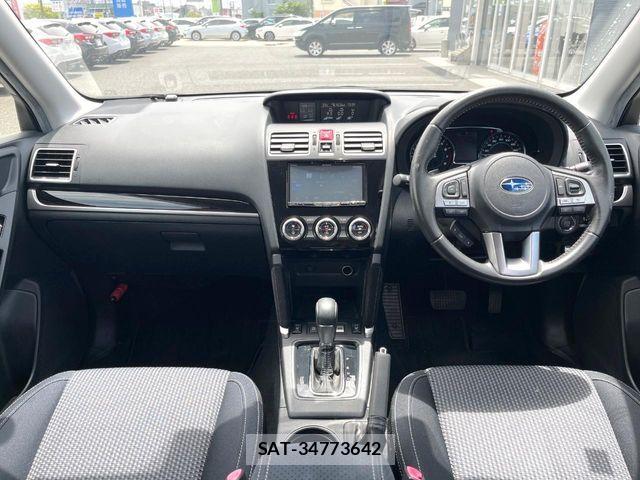 Subaru FORESTER 2016-04 7392212-1