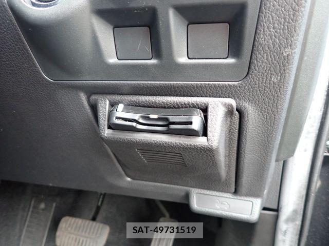 Subaru FORESTER 2016-04 7392199-26