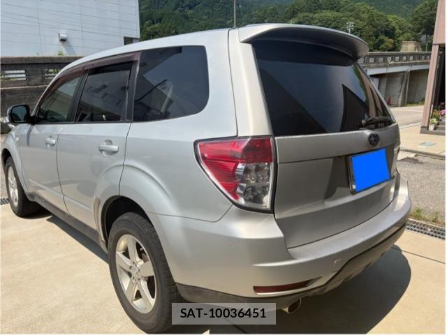 Subaru FORESTER 2009-01 7392225-3