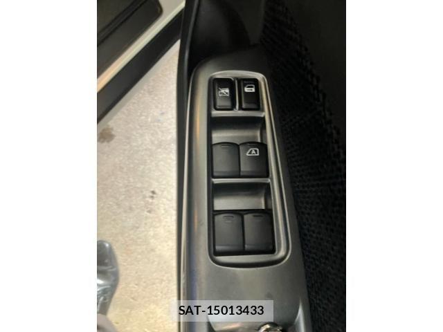 Subaru FORESTER 2011-09 7392224-11