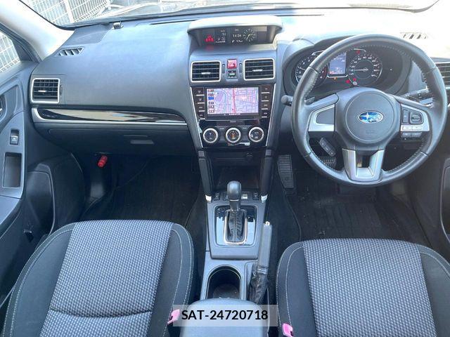 Subaru FORESTER 2017-08 7392204-1