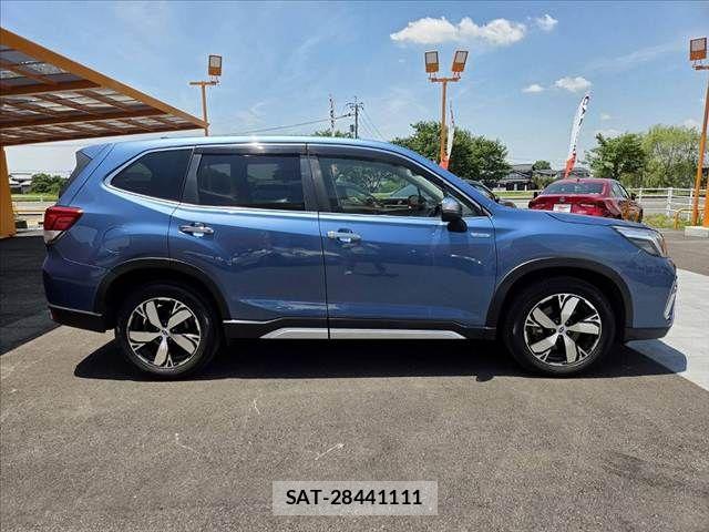 Subaru FORESTER 2018-10 7454382-11
