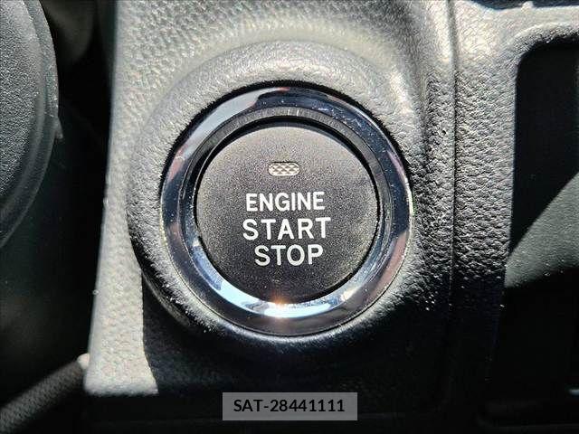 Subaru FORESTER 2018-10 7454382-23
