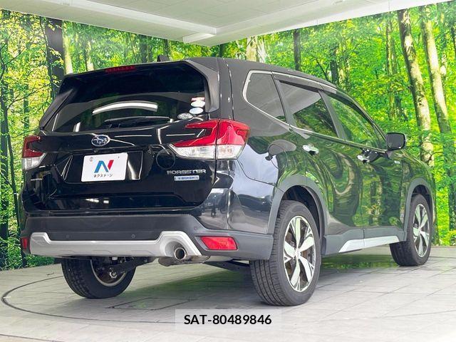 Subaru FORESTER 2019-07 7454375-16