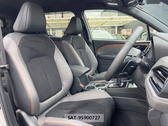 Subaru FORESTER 2025-06 7454367-11