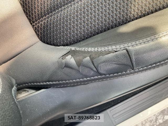 Subaru FORESTER 2018-11 7454396-12