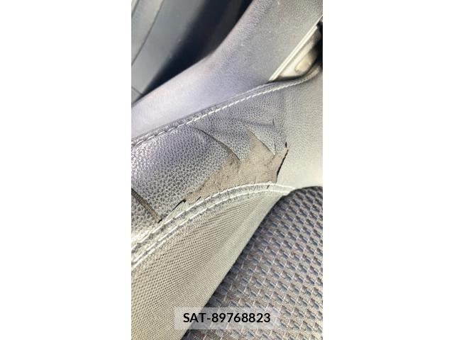 Subaru FORESTER 2018-11 7454396-26