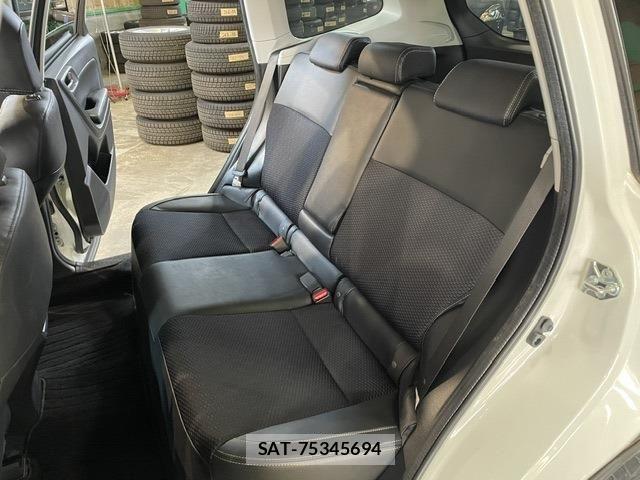 Subaru FORESTER 2016-05 7454394-13