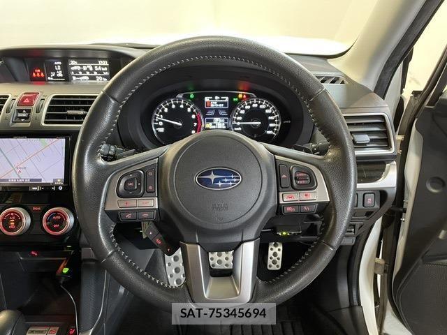 Subaru FORESTER 2016-05 7454394-17