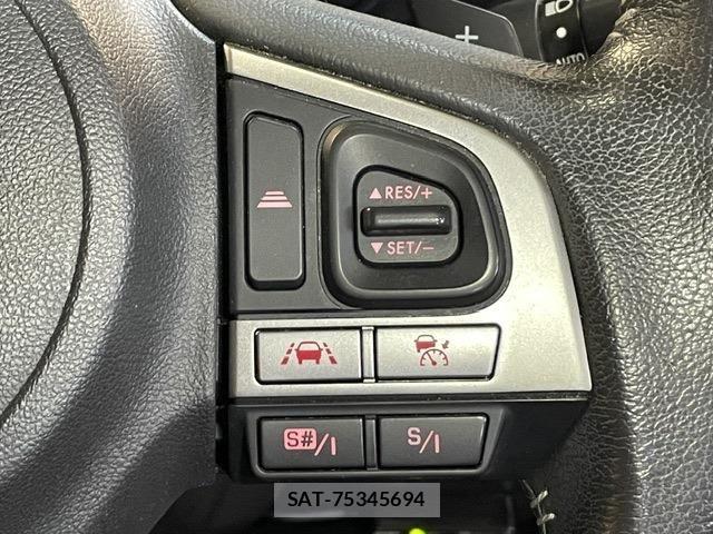 Subaru FORESTER 2016-05 7454394-25