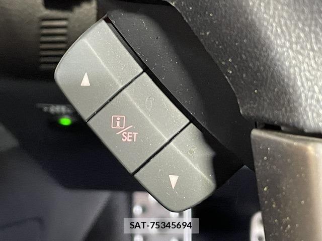Subaru FORESTER 2016-05 7454394-26