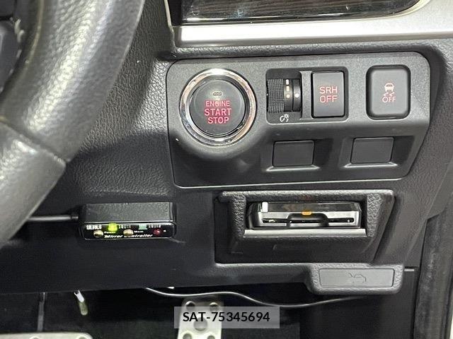 Subaru FORESTER 2016-05 7454394-28