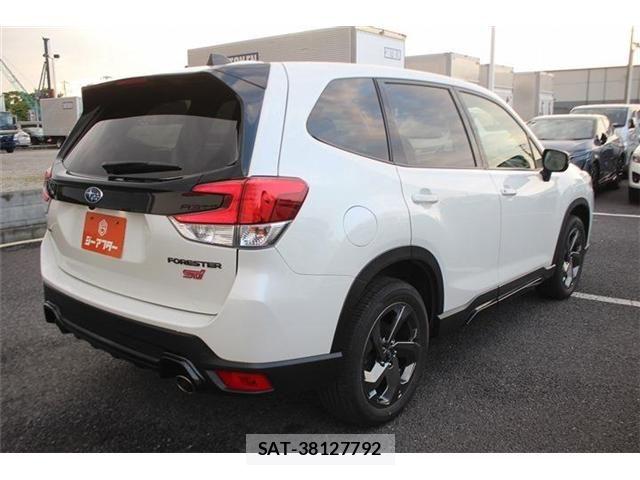 Subaru FORESTER 2024-11 7454371-13