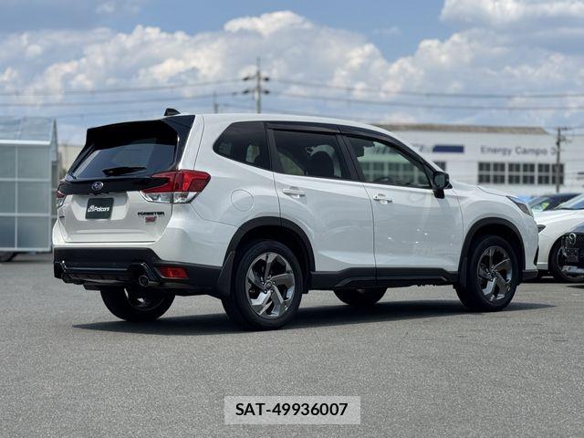 Subaru FORESTER 2022-12 7454370-24
