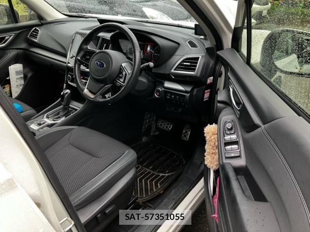 Subaru FORESTER 2019-07 7454397-16