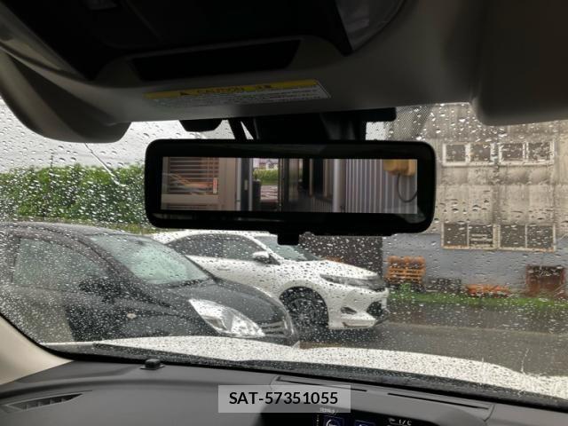 Subaru FORESTER 2019-07 7454397-24