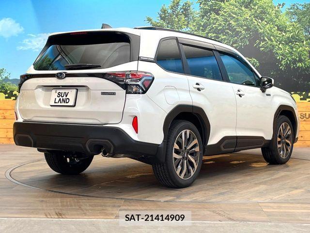 Subaru FORESTER 2025-10 7454366-16