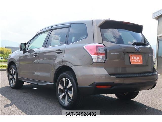 Subaru FORESTER 2016-04 7454384-19