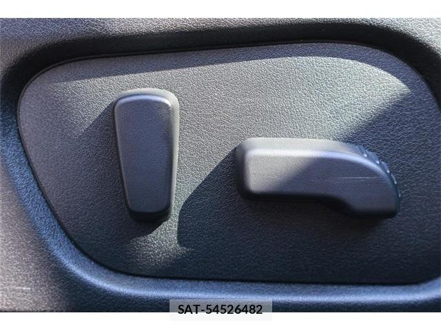 Subaru FORESTER 2016-04 7454384-27