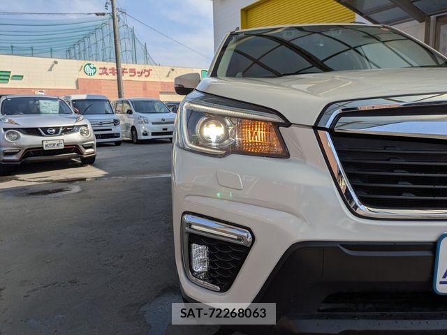 Subaru FORESTER 2018-11 7454383-26