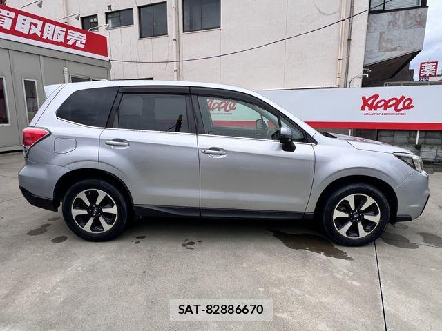 Subaru FORESTER 2016-06 7454415-19