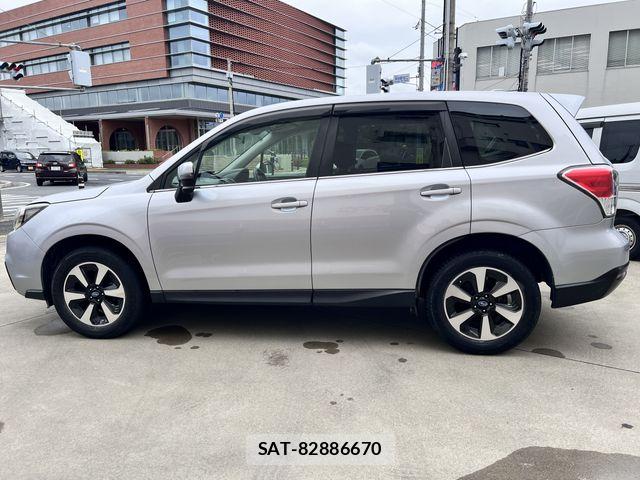 Subaru FORESTER 2016-06 7454415-22