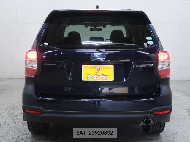 Subaru FORESTER 2014-06 7454414-15