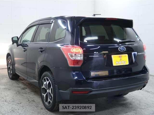 Subaru FORESTER 2014-06 7454414-16