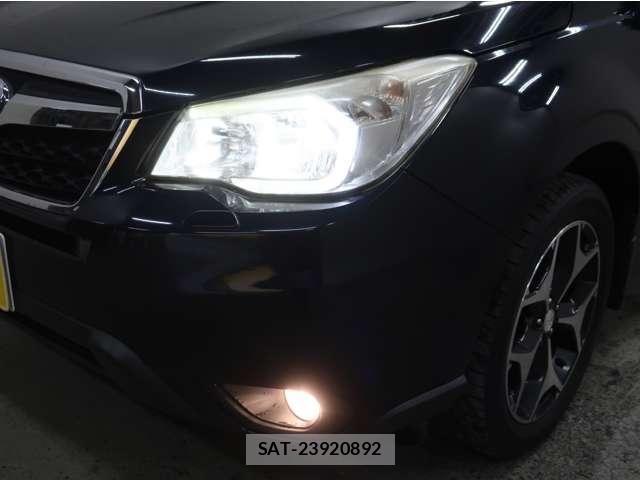 Subaru FORESTER 2014-06 7454414-19