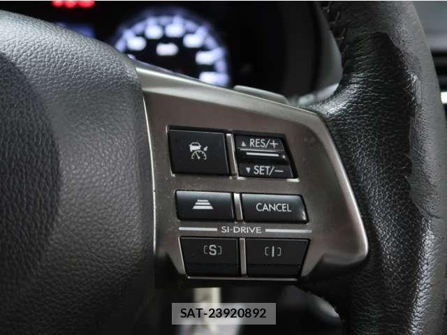 Subaru FORESTER 2014-06 7454414-25