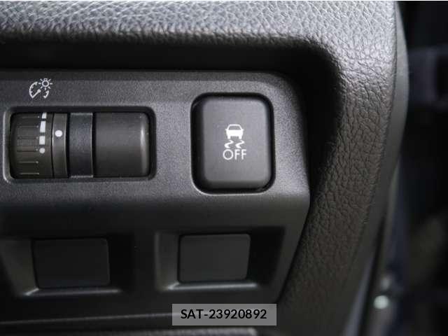 Subaru FORESTER 2014-06 7454414-26