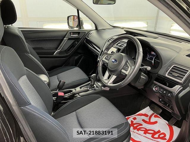 Subaru FORESTER 2016-05 7500627-1