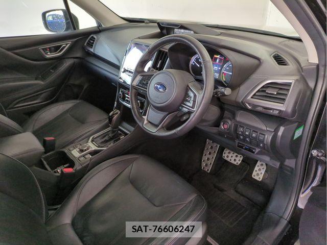 Subaru FORESTER 2019-08 7500625-26