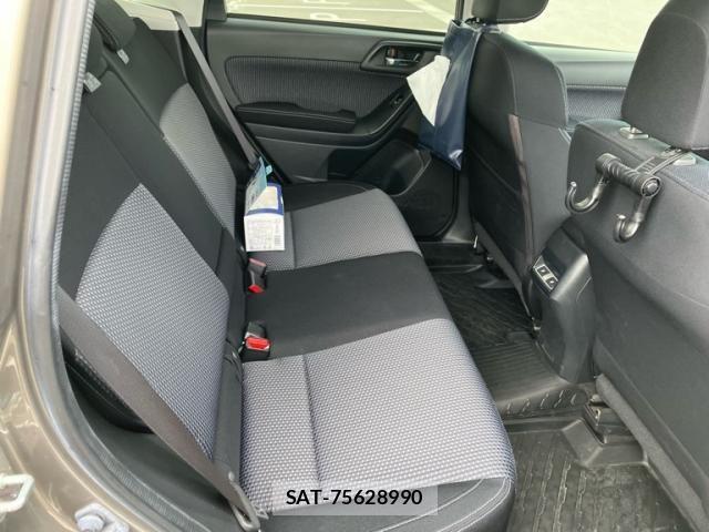 Subaru FORESTER 2016-01 7500634-15