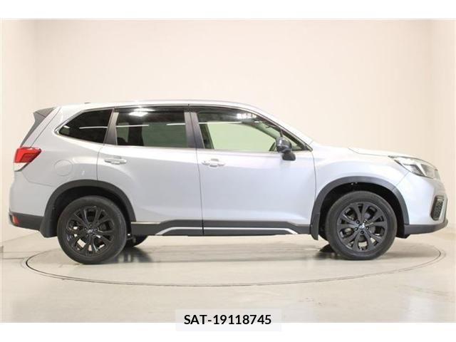 Subaru FORESTER 2021-01 7500621-12