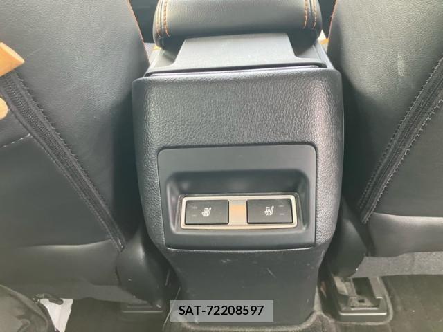 Subaru FORESTER 2018-03 7562144-11