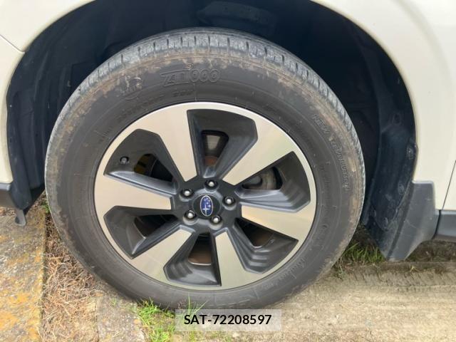 Subaru FORESTER 2018-03 7562144-7