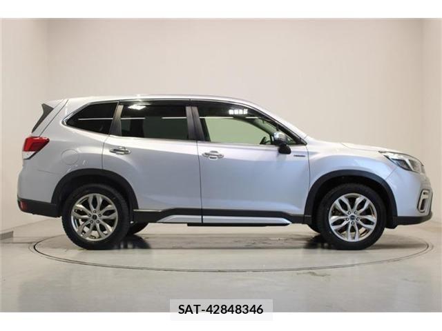 Subaru FORESTER 2021-03 7562142-11