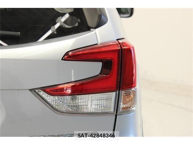 Subaru FORESTER 2021-03 7562142-16