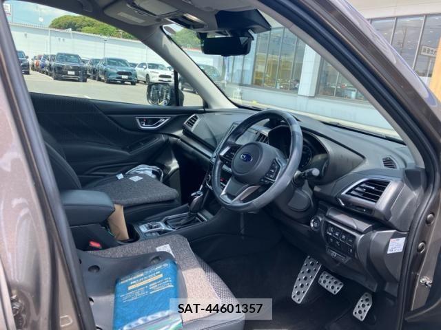 Subaru FORESTER 2021-12 7562136-7