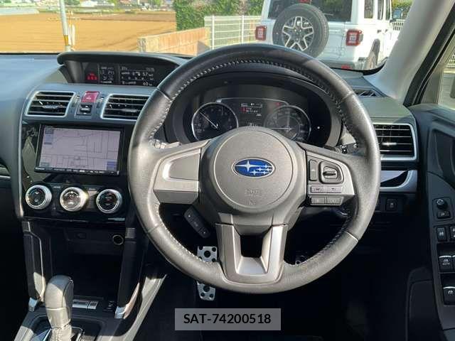 Subaru FORESTER 2018-05 7616648-11