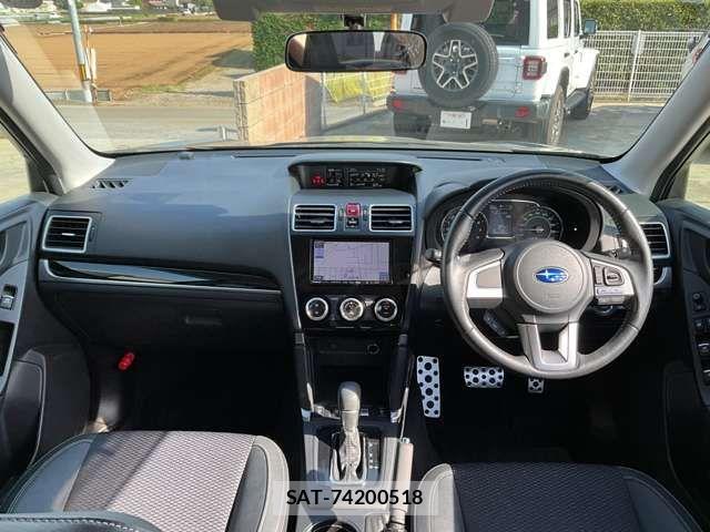 Subaru FORESTER 2018-05 7616648-12