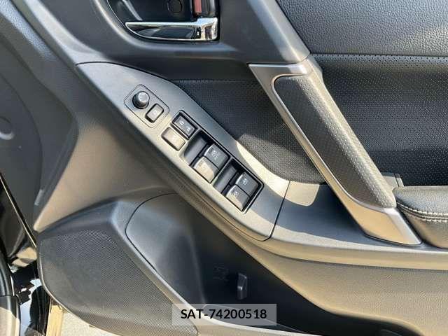 Subaru FORESTER 2018-05 7616648-13