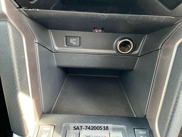 Subaru FORESTER 2018-05 7616648-17
