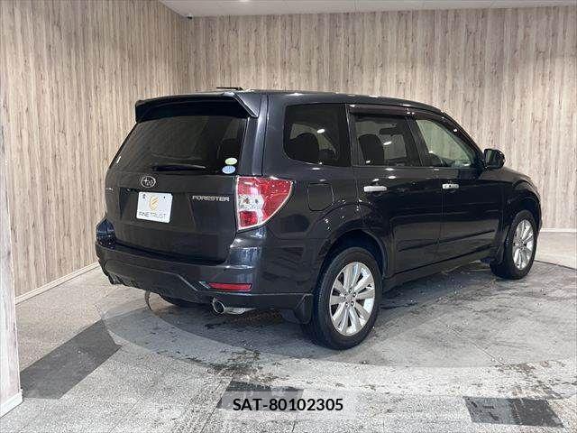 Subaru FORESTER 2012-02 7616672-16