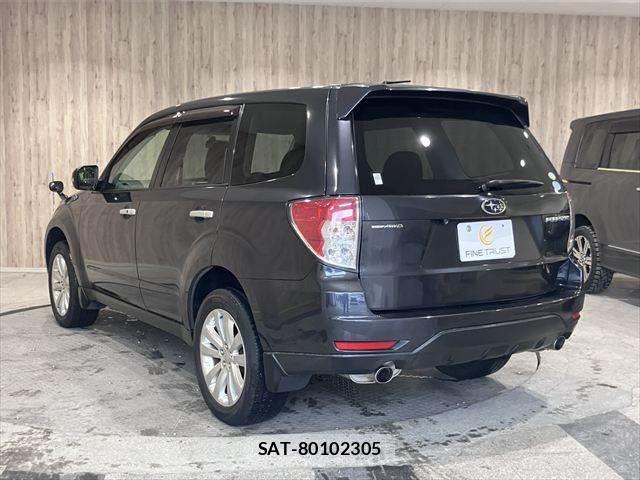 Subaru FORESTER 2012-02 7616672-18