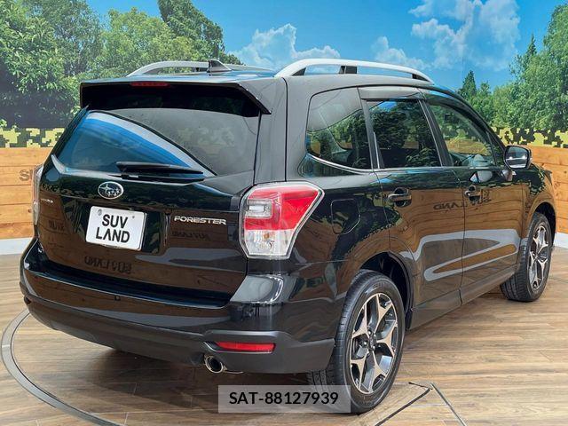Subaru FORESTER 2016-03 7616657-17