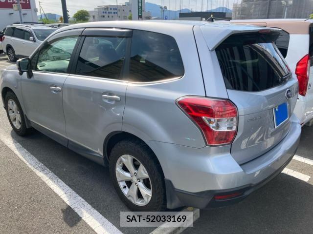 Subaru FORESTER 2014-04 7616670-4